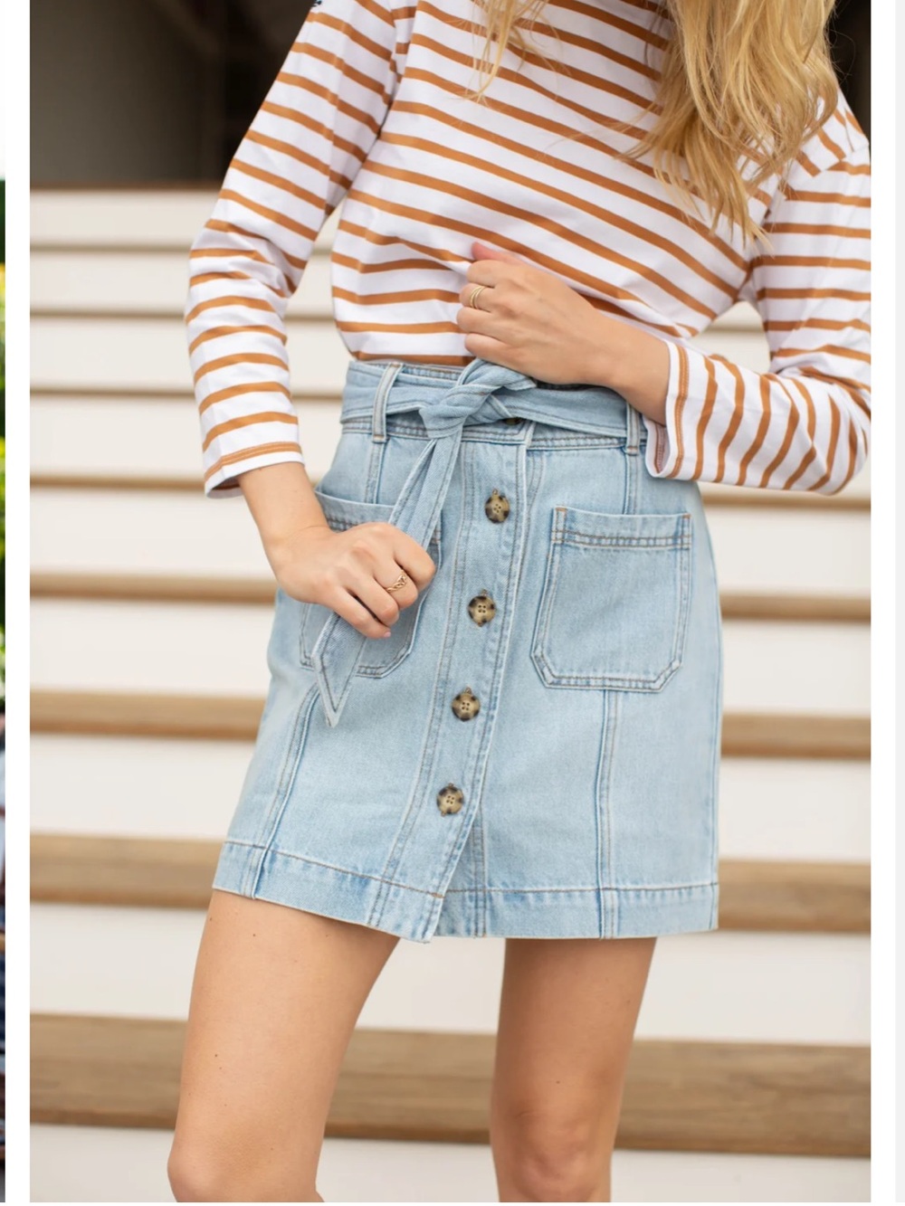 NWT — MAREA DENIM BUTTON FRONT SKIRT - PALE WASH